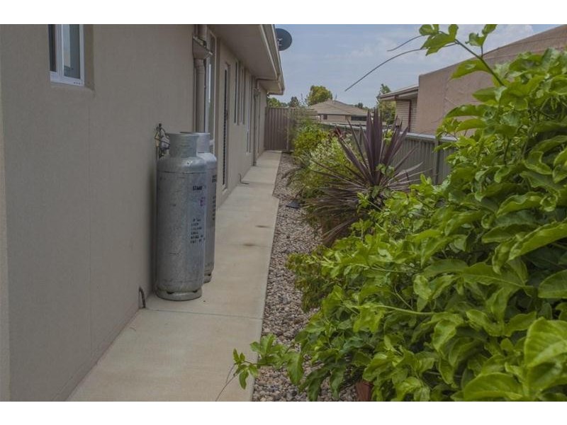 23 Sommerfeld Crescent, Chinchilla QLD 4413