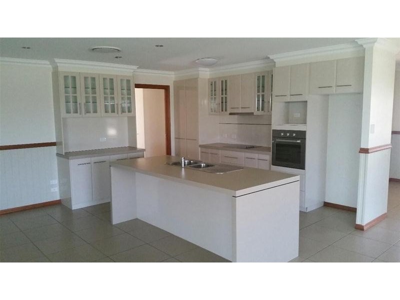 9 McKenzie Street, Chinchilla QLD 4413