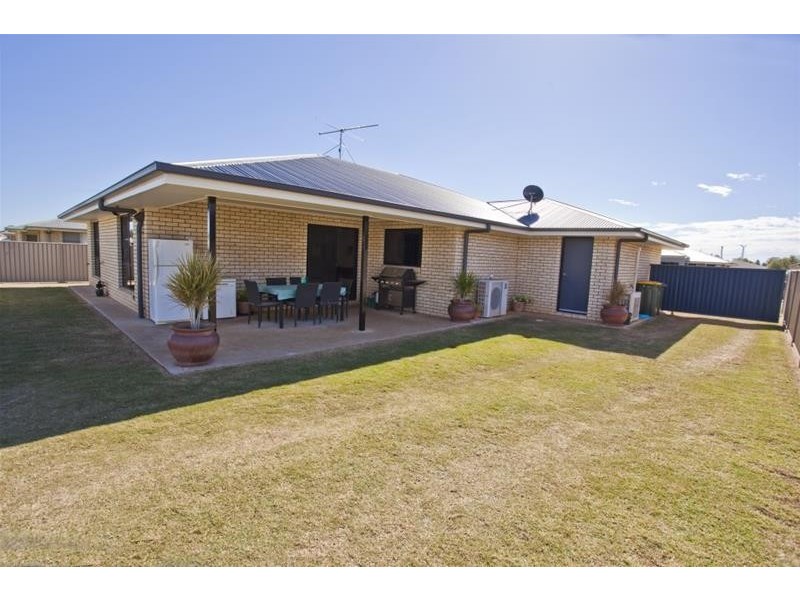 24 Sheridan Street, Chinchilla QLD 4413