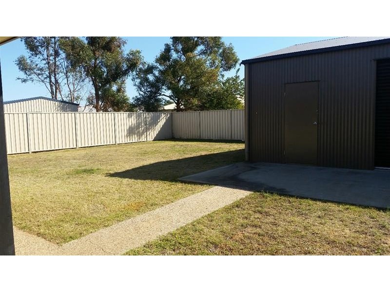 4 Keating Street, Chinchilla QLD 4413