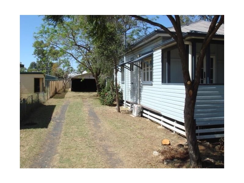 91 Middle Street, Chinchilla QLD 4413