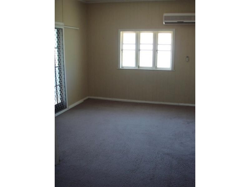 91 Middle Street, Chinchilla QLD 4413