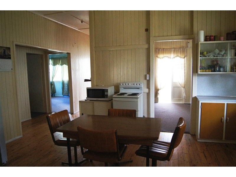 77 Wambo Street, Chinchilla QLD 4413