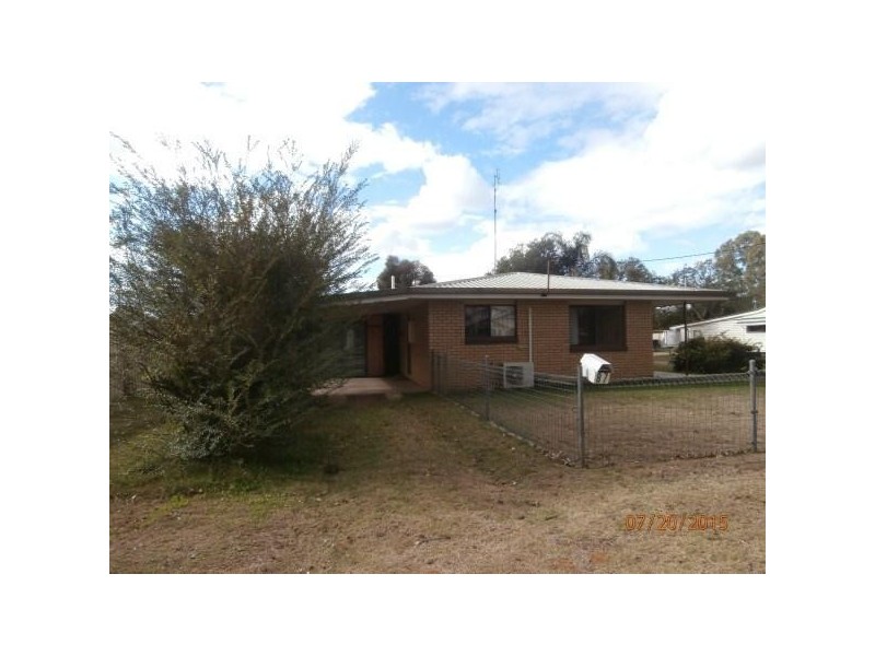 87 Boyd Street, Chinchilla QLD 4413