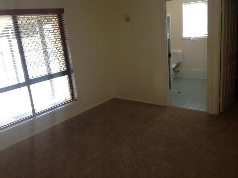 16 Wilkinson Street, Chinchilla QLD 4413