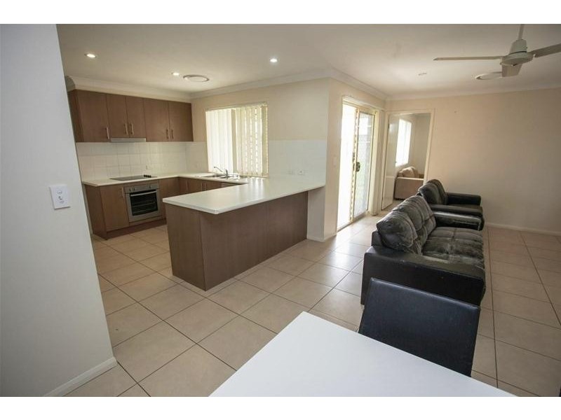 79 Windmill Road, Chinchilla QLD 4413