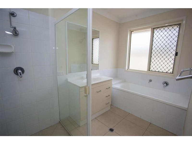 79 Windmill Road, Chinchilla QLD 4413