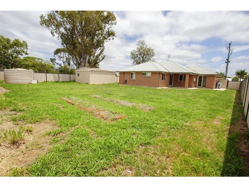 79 Windmill Road, Chinchilla QLD 4413