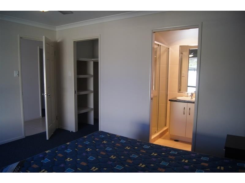 1, 2 and 3/7 Harrington Court, Chinchilla QLD 4413