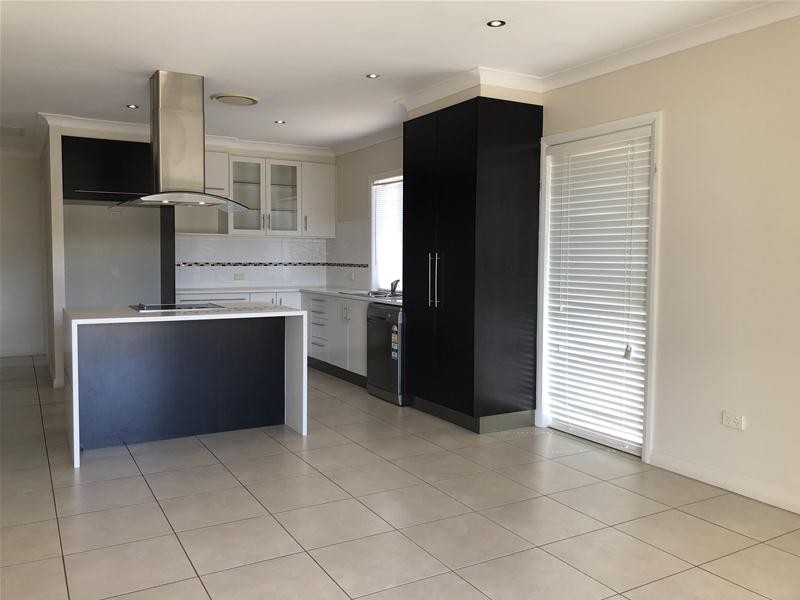 11 Cole Street, Chinchilla QLD 4413