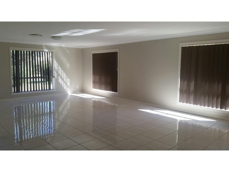 17 Skewis Street, Chinchilla QLD 4413