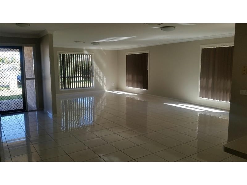 17 Skewis Street, Chinchilla QLD 4413