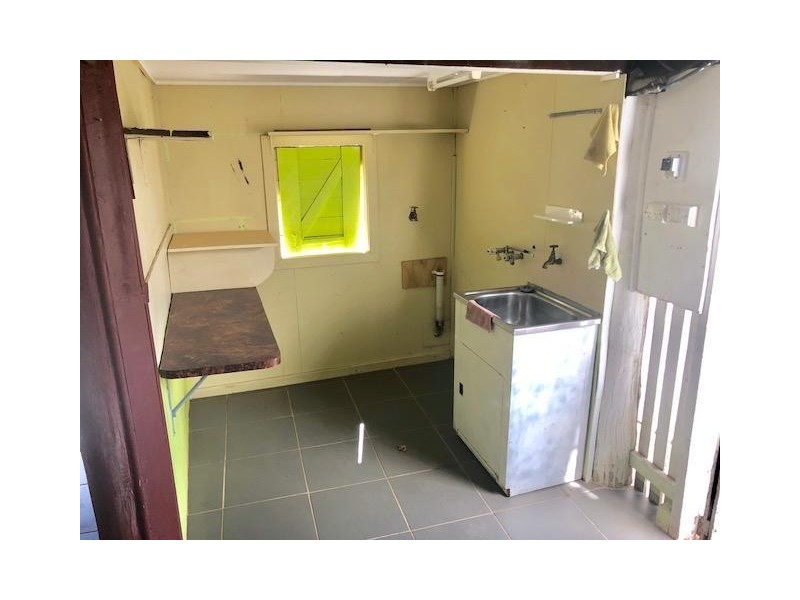 15 Bell Street, Chinchilla QLD 4413