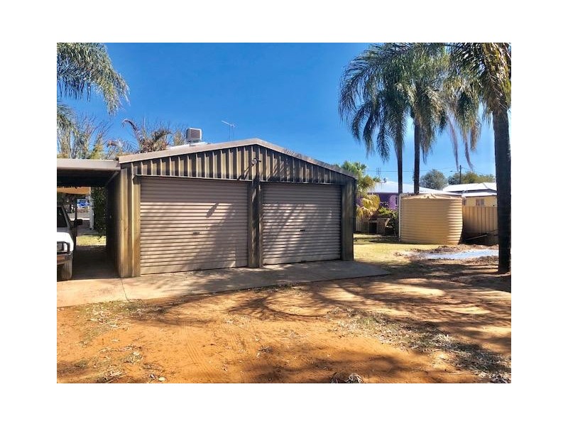 15 Bell Street, Chinchilla QLD 4413
