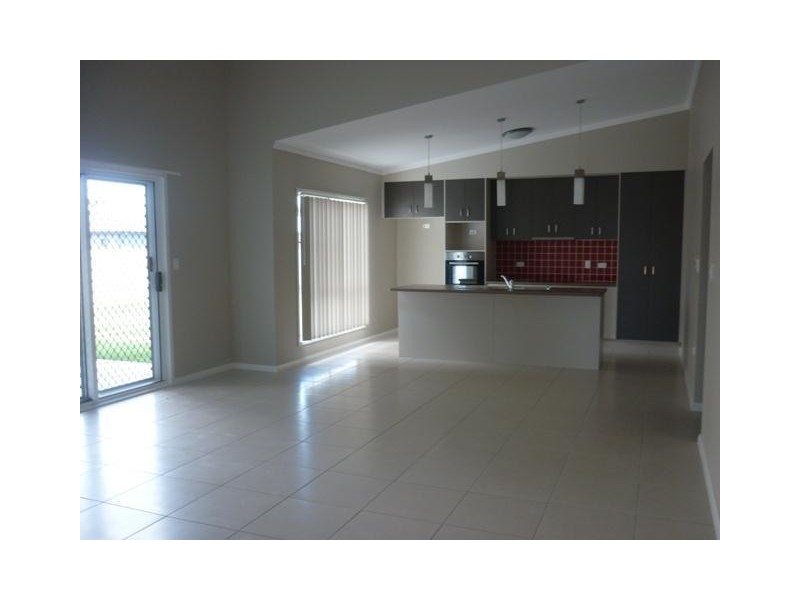 52 Sommerfeld Crescent, Chinchilla QLD 4413