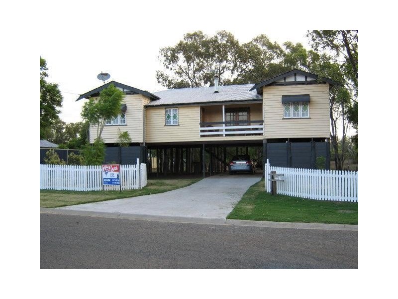 5 Middle Street, Chinchilla QLD 4413