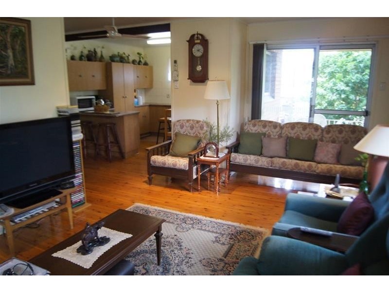 33 Claydon Street, Chinchilla QLD 4413