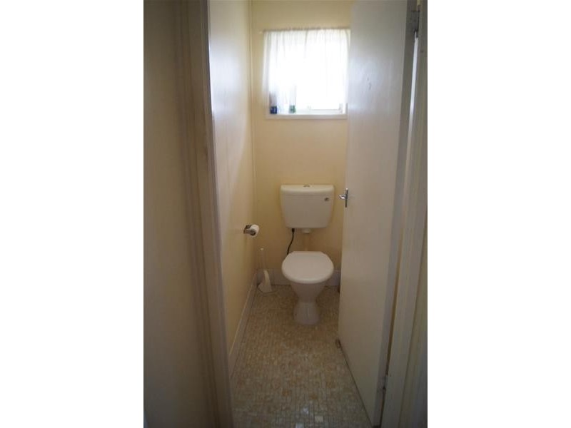 33 Claydon Street, Chinchilla QLD 4413