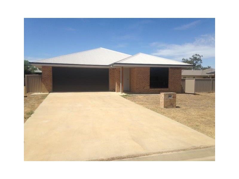 4 Frame Street, Chinchilla QLD 4413