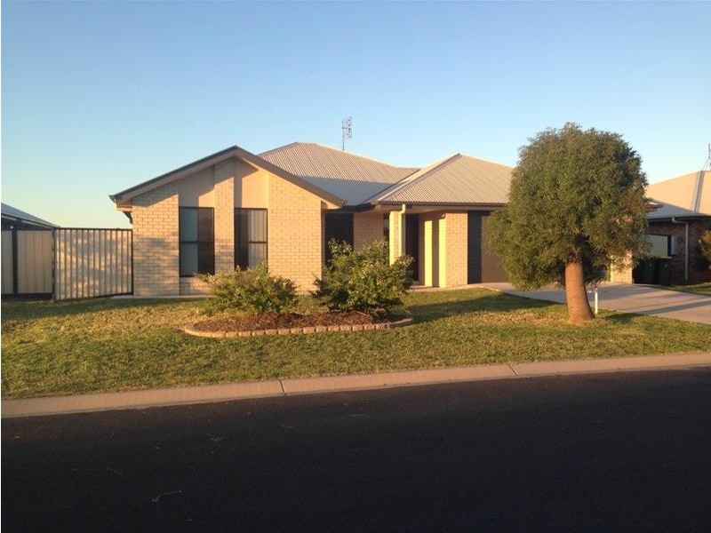 19 Gower Street, Chinchilla QLD 4413