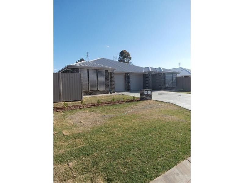 33 Skewis Street, Chinchilla QLD 4413