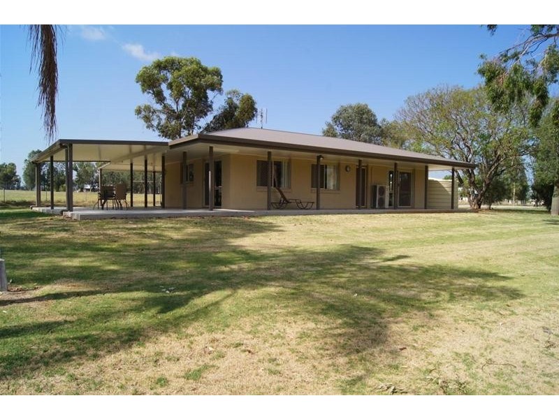 11 Mizpah Drive, Chinchilla QLD 4413