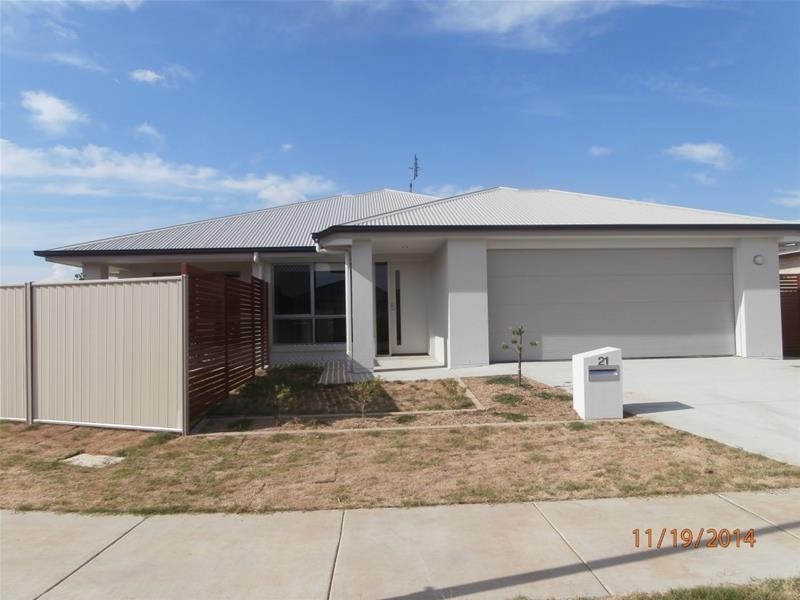 21 Bridgeman Parade, Chinchilla QLD 4413