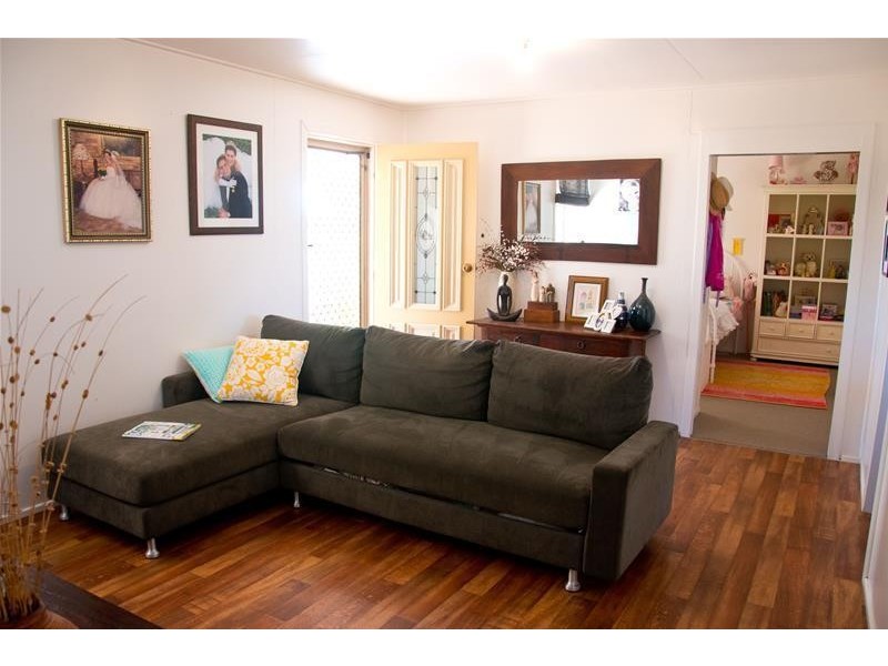 237 Price Street, Chinchilla QLD 4413