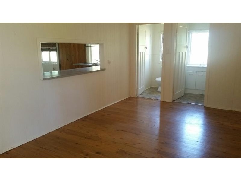 14 Barber Street, Chinchilla QLD 4413