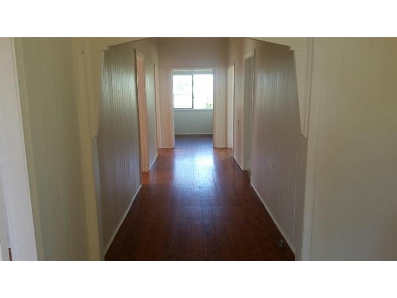 14 Barber Street, Chinchilla QLD 4413