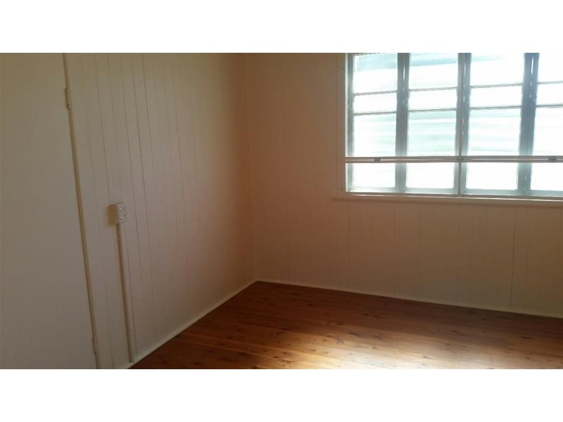 14 Barber Street, Chinchilla QLD 4413