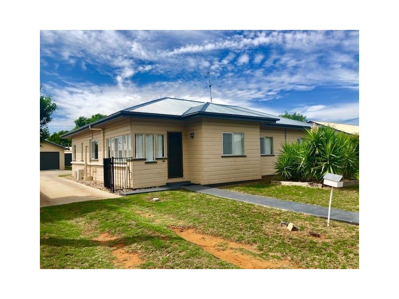 17 Wood Street, Chinchilla QLD 4413