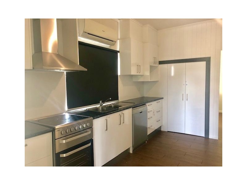 17 Wood Street, Chinchilla QLD 4413