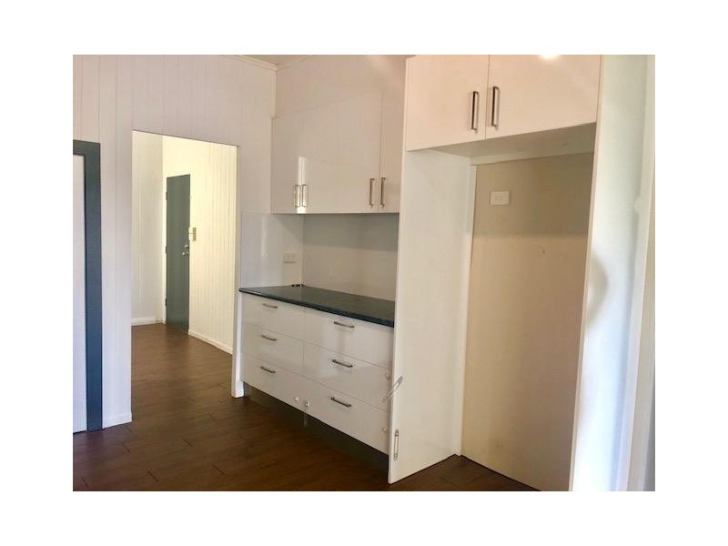 17 Wood Street, Chinchilla QLD 4413