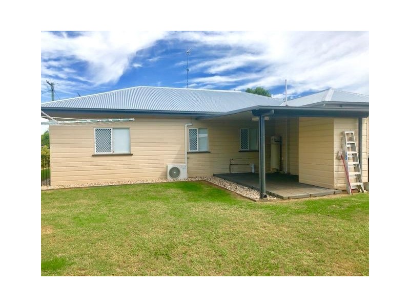 17 Wood Street, Chinchilla QLD 4413