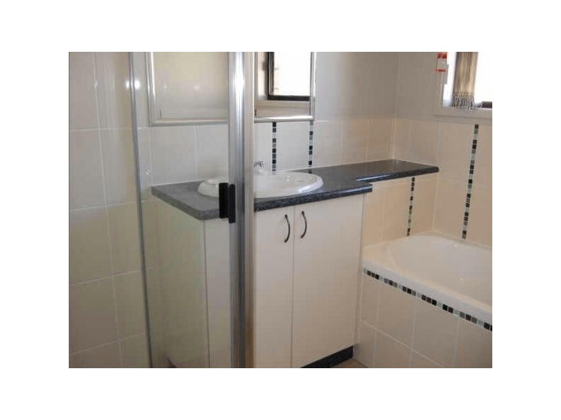 2/7  Harrington Court, Chinchilla QLD 4413