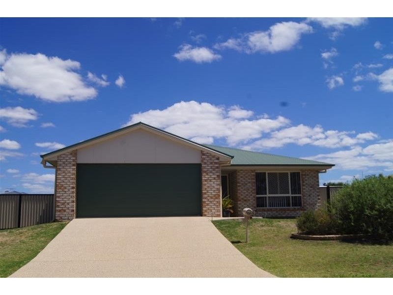 12  Campbell Street, Chinchilla QLD 4413