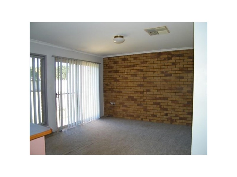 1/18 Heeney Street, Chinchilla QLD 4413