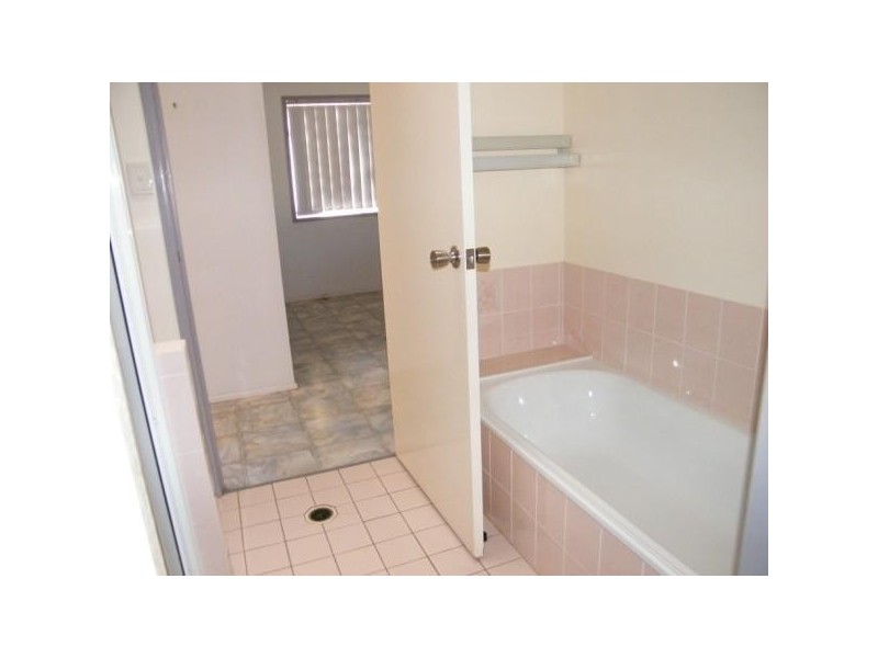 1/18 Heeney Street, Chinchilla QLD 4413