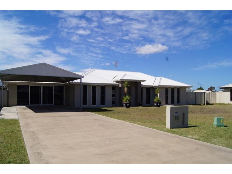 10 McKenzie Street, Chinchilla QLD 4413