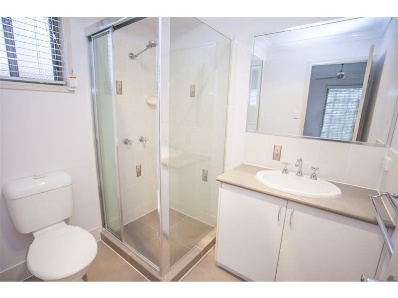 Units 1&2/5  Luscombe Street, Chinchilla QLD 4413