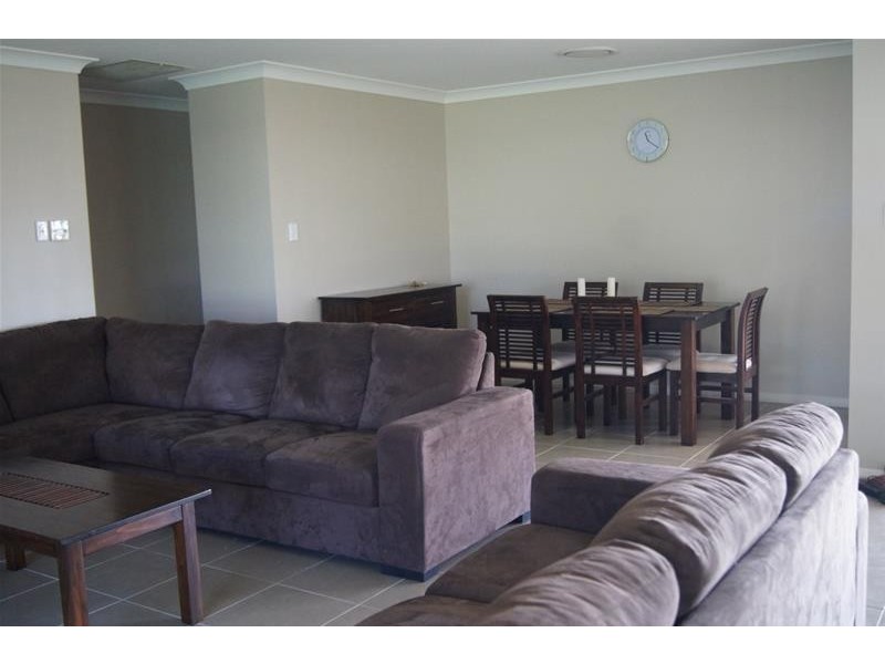 11 Cameron Street, Chinchilla QLD 4413