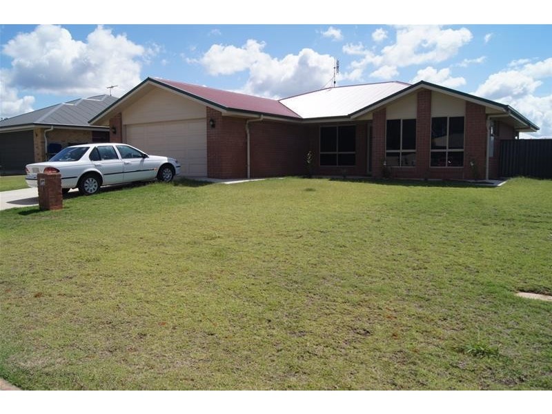 11 Cameron Street, Chinchilla QLD 4413