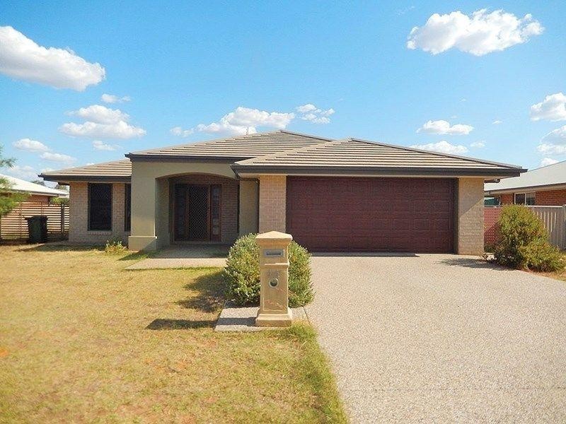 44 Sommerfeld Crescent, Chinchilla QLD 4413