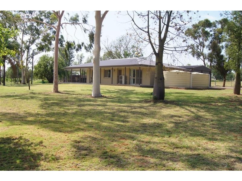 11 Mizpah Drive, Chinchilla QLD 4413