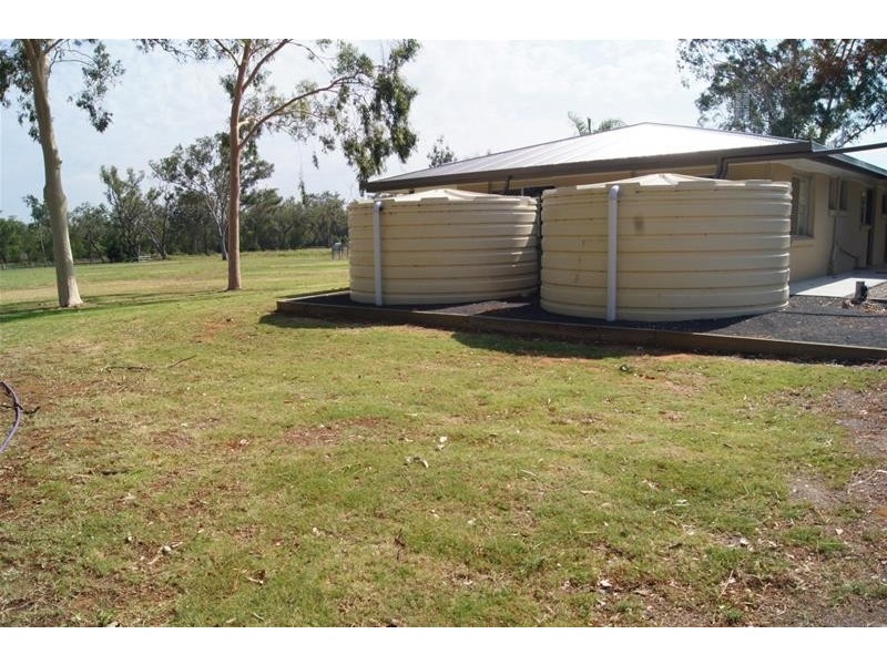 11 Mizpah Drive, Chinchilla QLD 4413