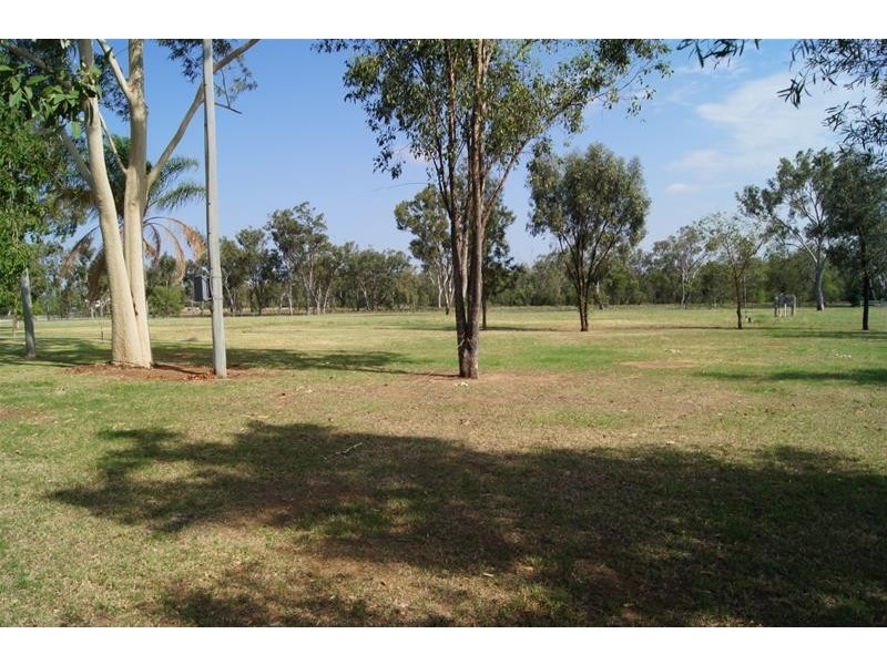 11 Mizpah Drive, Chinchilla QLD 4413