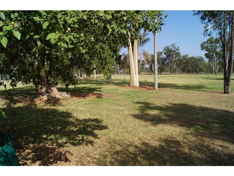 11 Mizpah Drive, Chinchilla QLD 4413