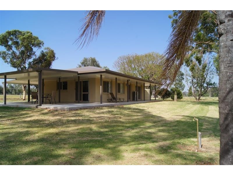 11 Mizpah Drive, Chinchilla QLD 4413