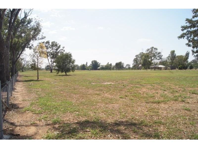 11 Mizpah Drive, Chinchilla QLD 4413